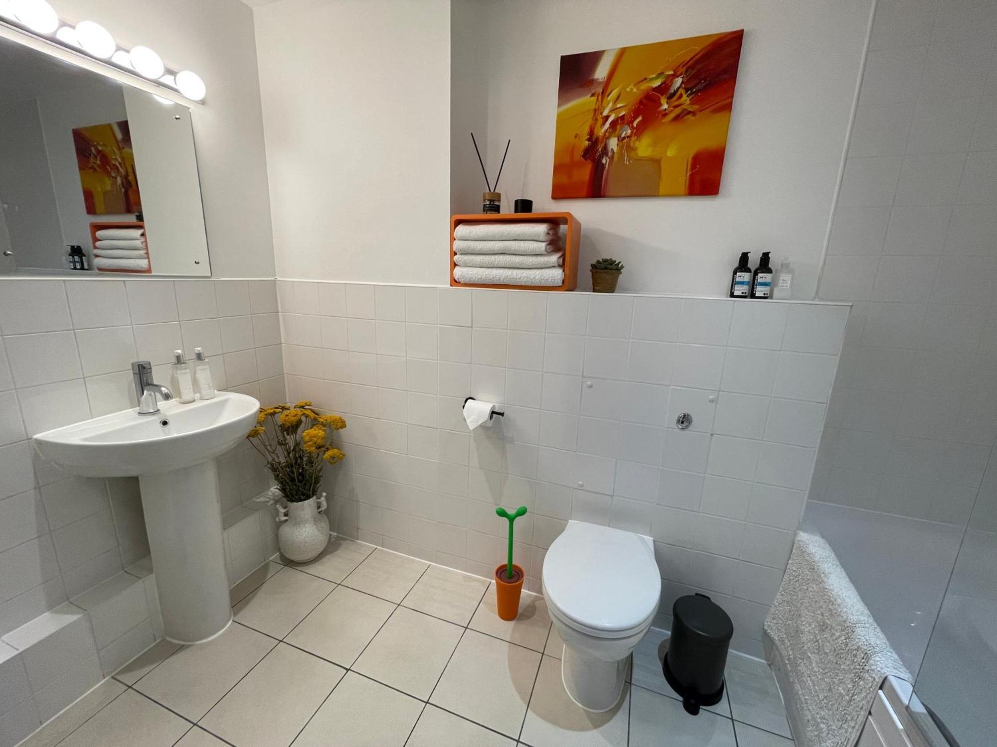 Peloton Organic Health Apartment In Angel, Old Street, Islington Londra Esterno foto